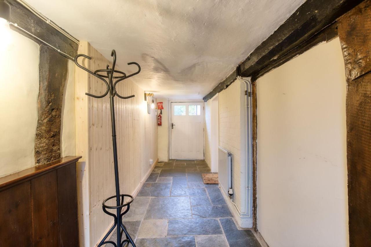 White Cross Cottage Woodbury Экстерьер фото